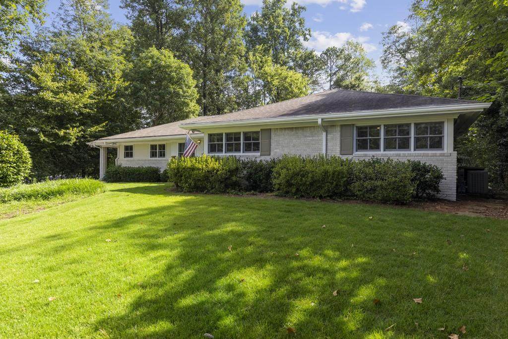 1615 Peachtree Battle Avenue - Photo 1