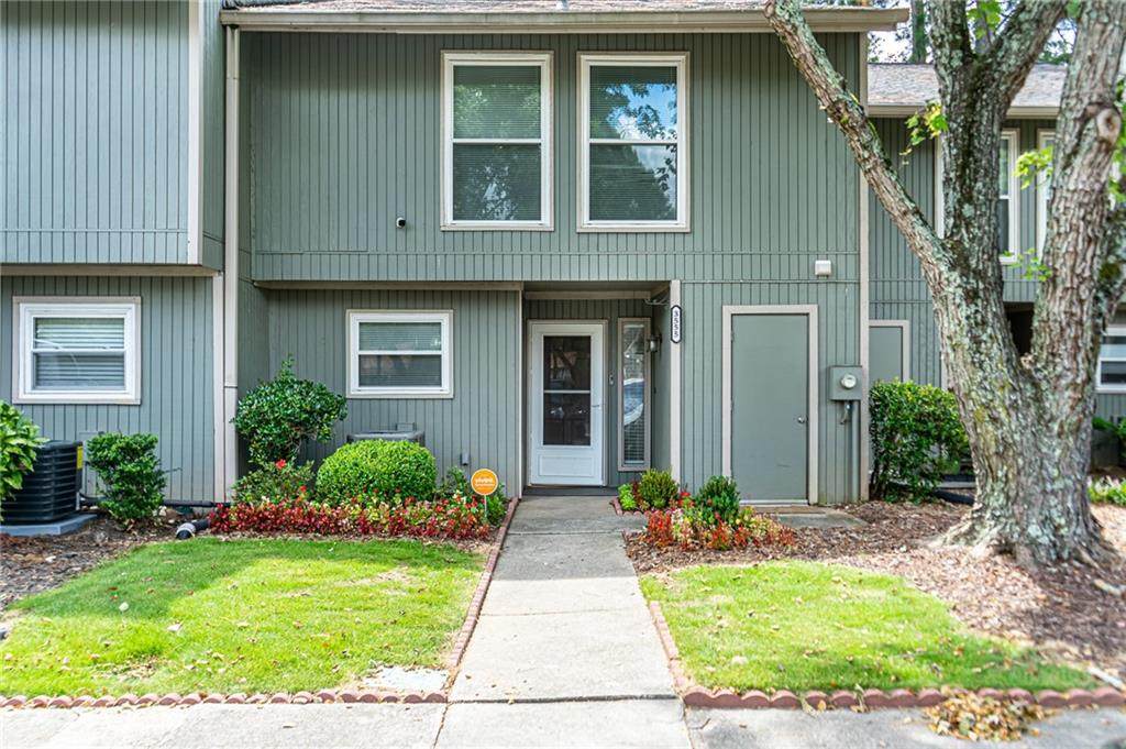 3555 Splinterwood - Photo 1