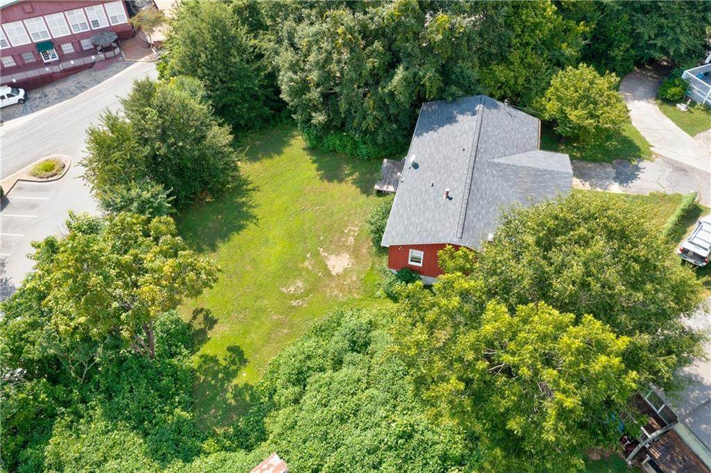 111 Mill View Avenue - Photo 1