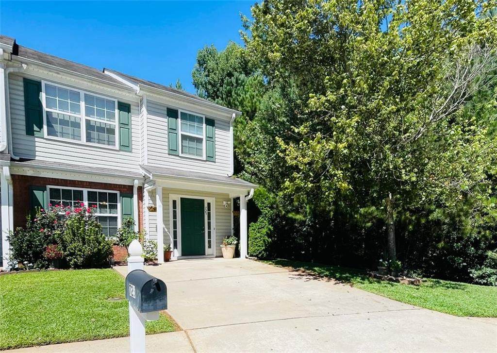 725 Chase Lane - Photo 1