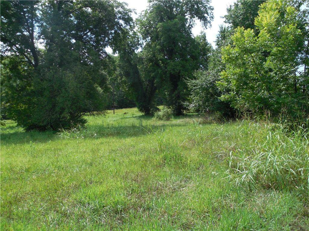 824 Pinhook Road - Photo 1