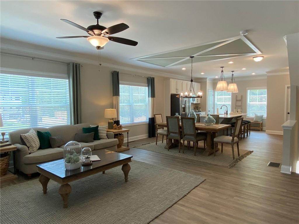 424 Stovall Place - Photo 1