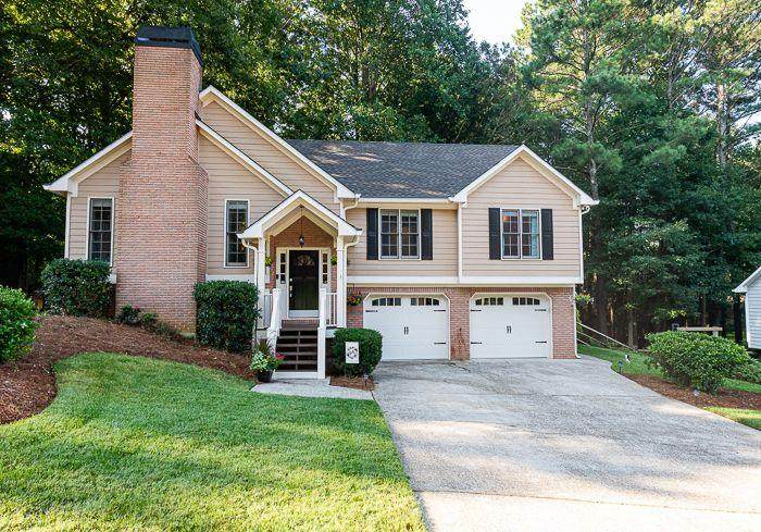 913 Fernwood Road - Photo 1