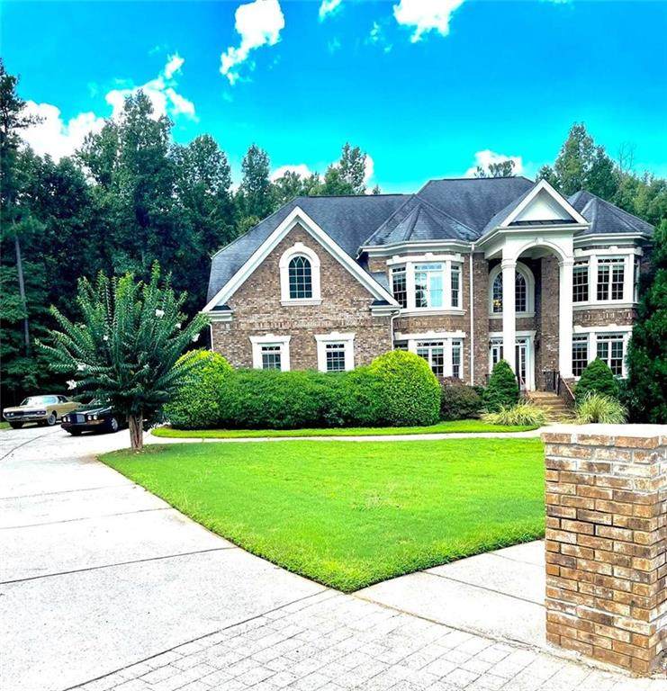 4545 Stratford Drive - Photo 1