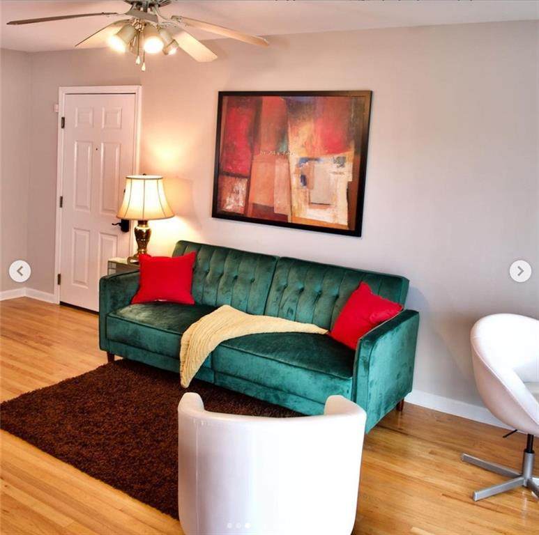 1418 Foxhall Lane - Photo 1