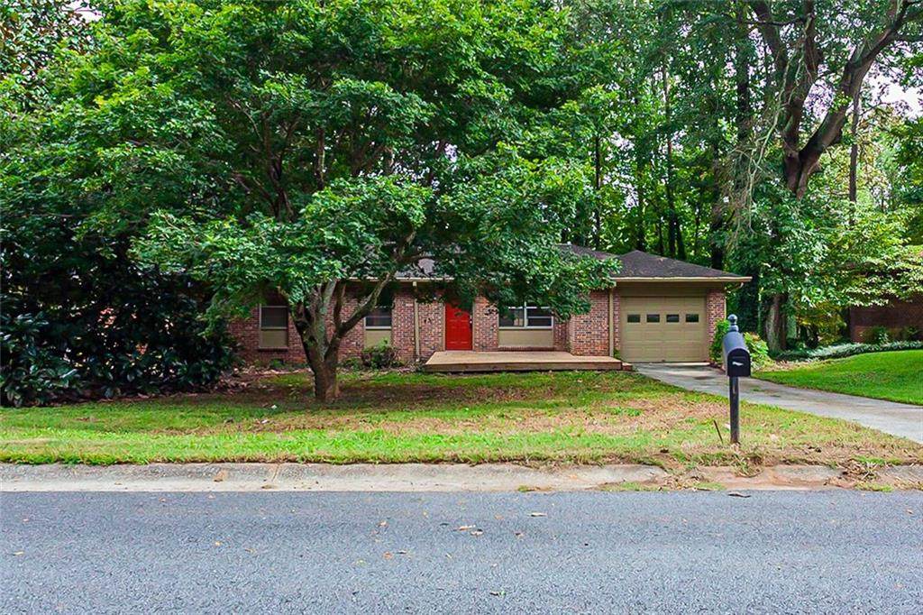 1038 Lancelot Drive - Photo 1