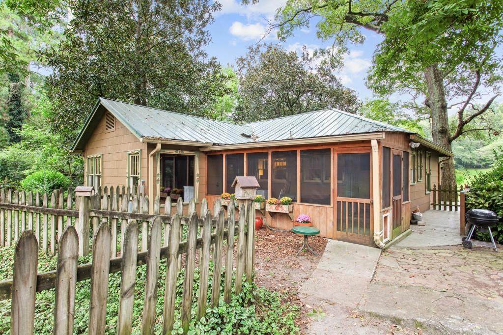 3955 Cedar Grove Place - Photo 1