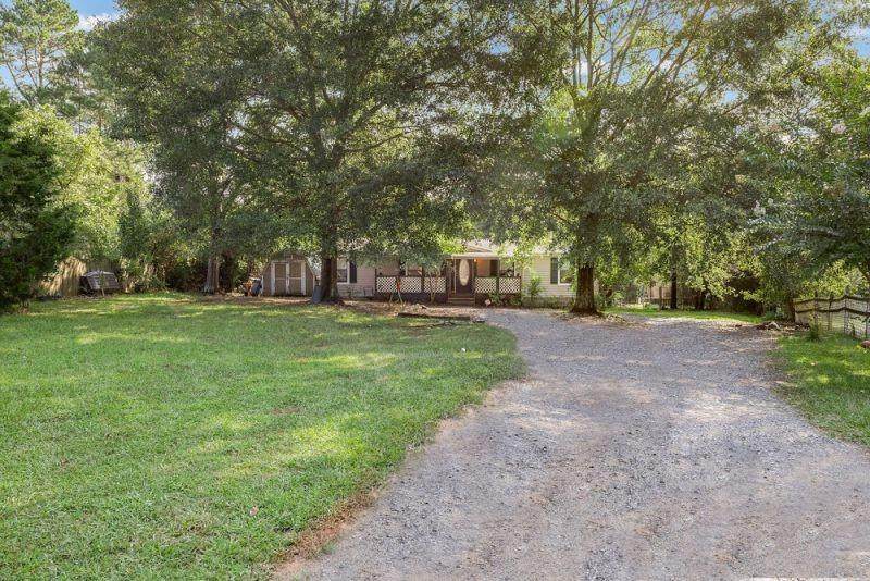 6207 Hall Drive - Photo 1