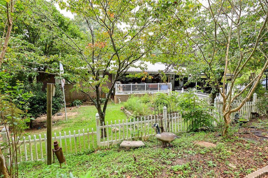3374 Shadyside Road - Photo 1