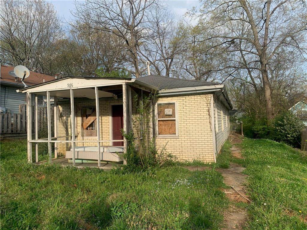 986 Linam Street - Photo 1
