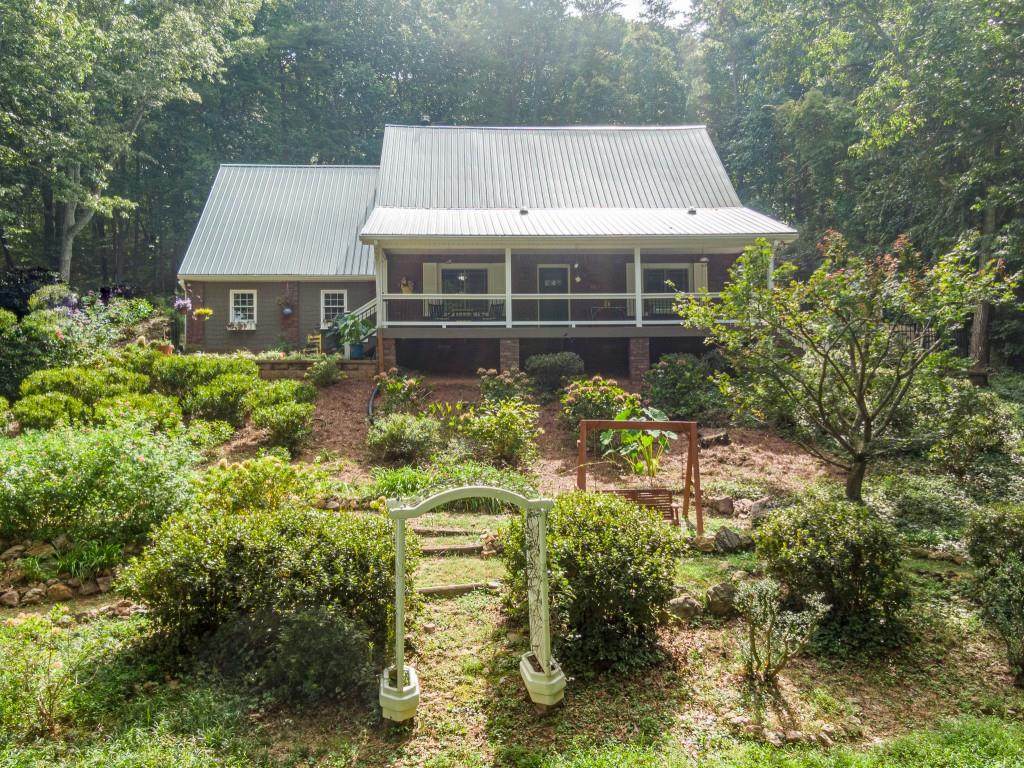 2902 South Cherokee Lane - Photo 1