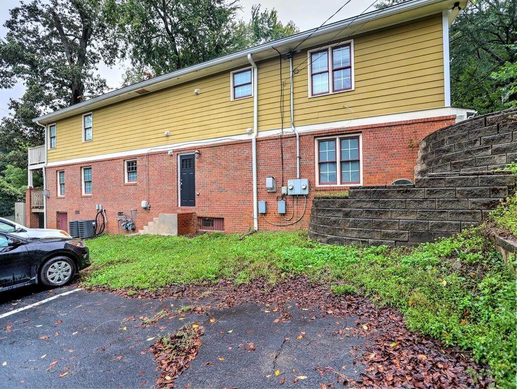 1085 State Street - Photo 1