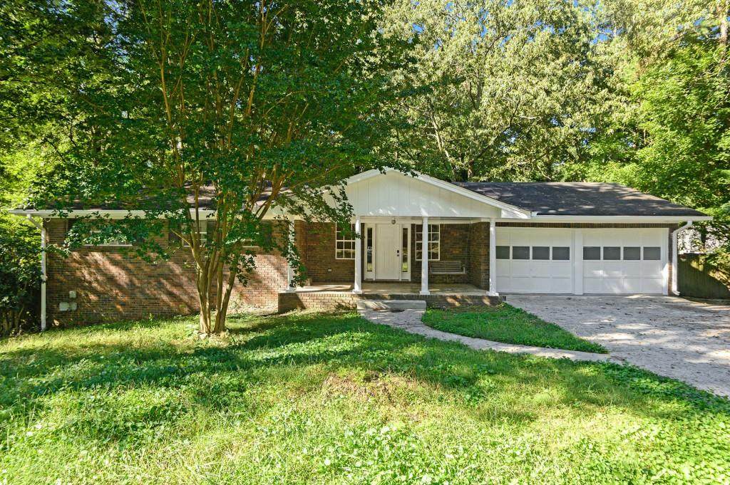1380 Dogwood Lane - Photo 1