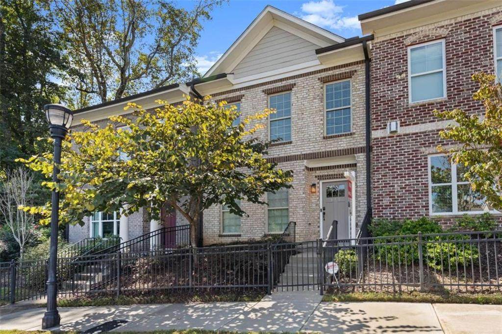 858 Westmoreland Circle - Photo 1
