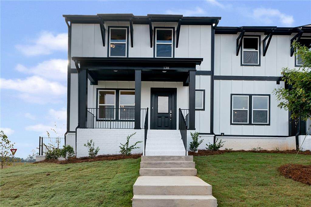 138 Reagan Street - Photo 1