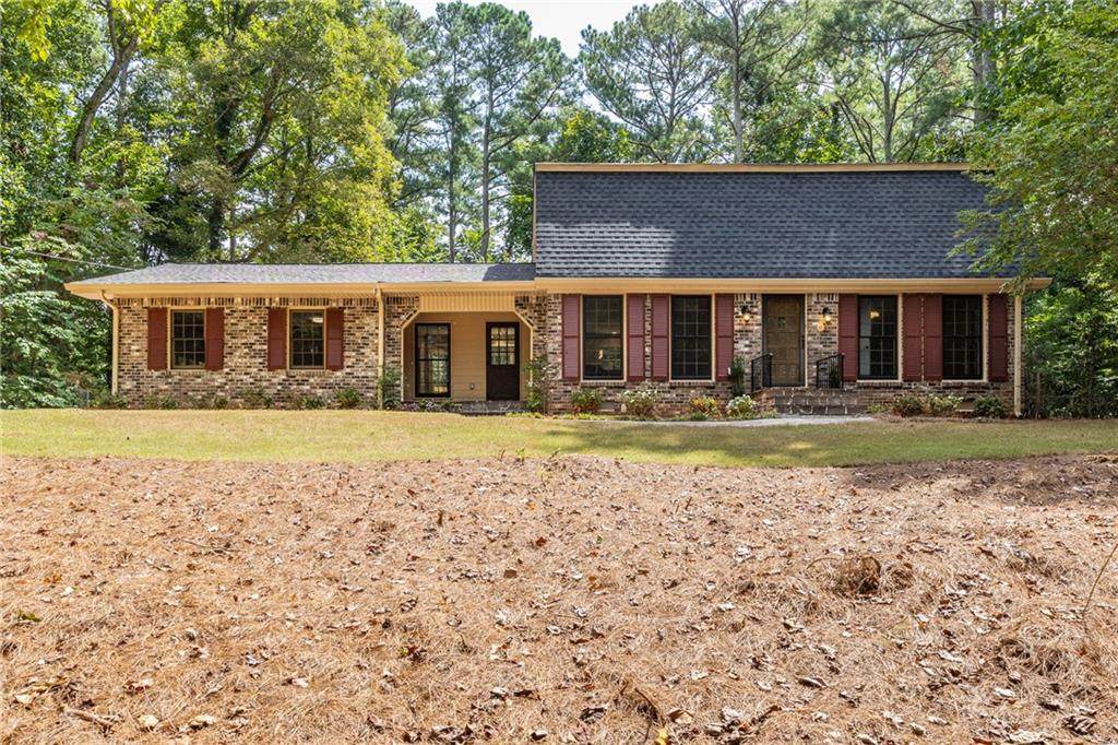 2037 Stoneleigh Drive - Photo 1