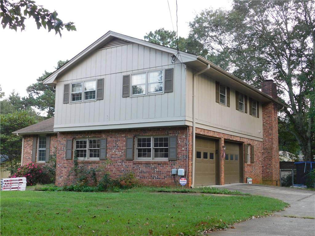 935 Sweet Briar Trail - Photo 1