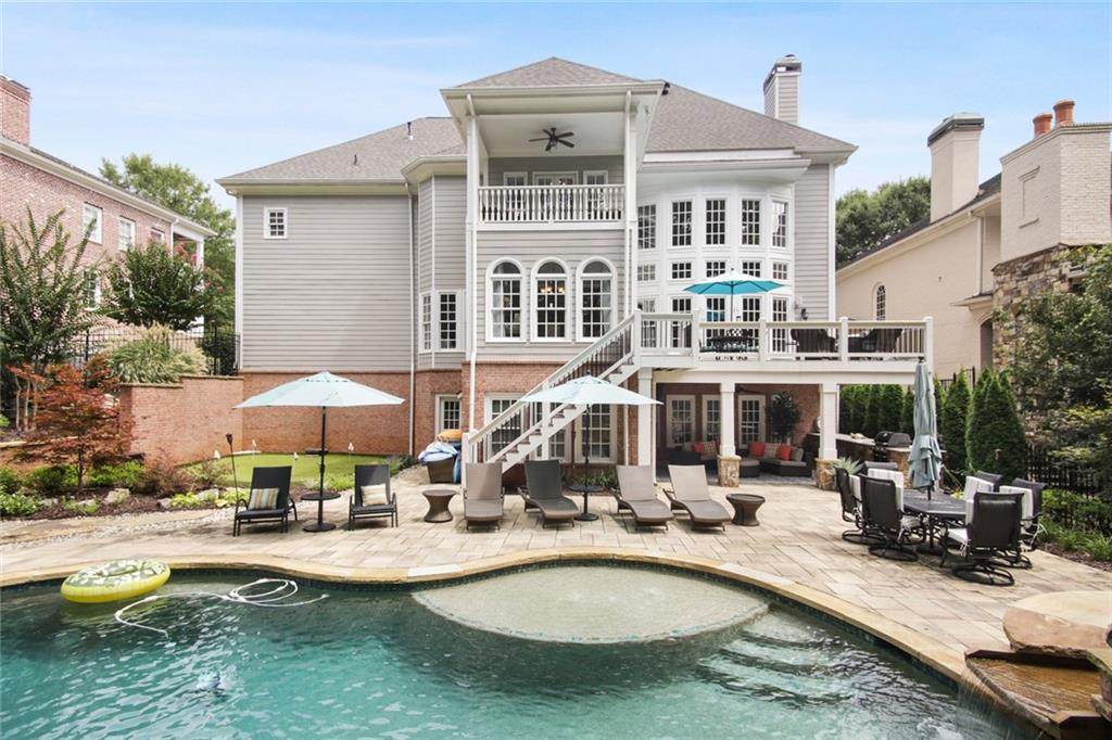 8111 Lawnview - Photo 1