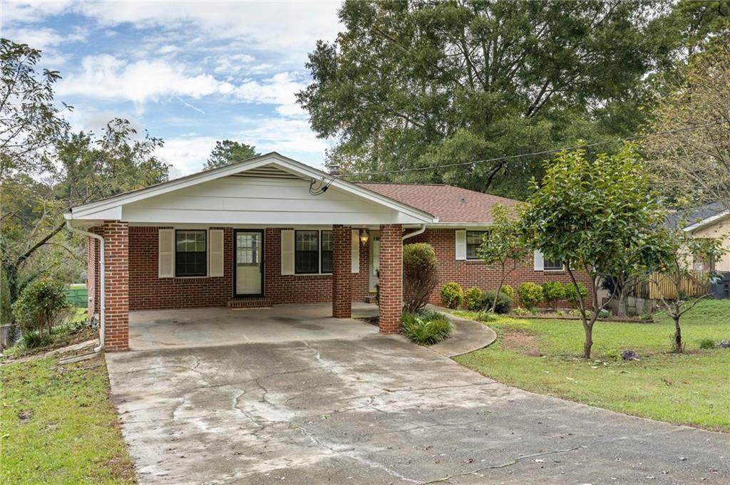 3423 Creekview Drive - Photo 1