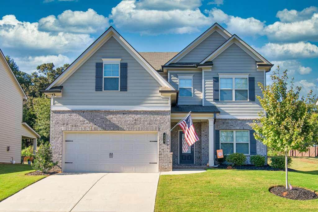 424 Brighton Park Circle - Photo 1