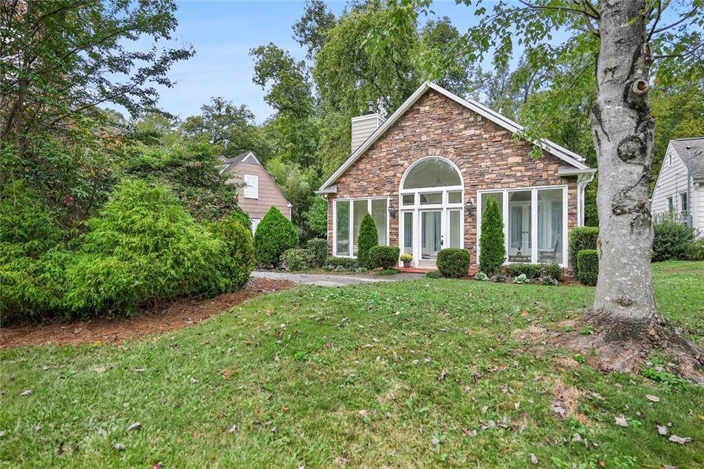 567 Collier Road - Photo 1