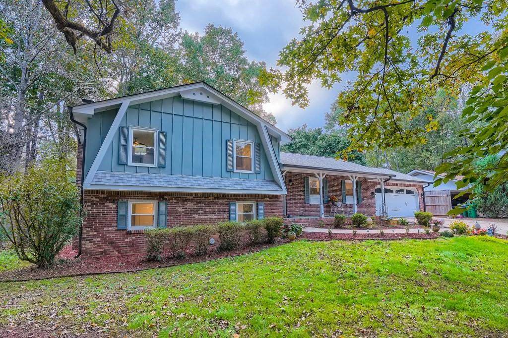 2630 Stella Burns Drive - Photo 1