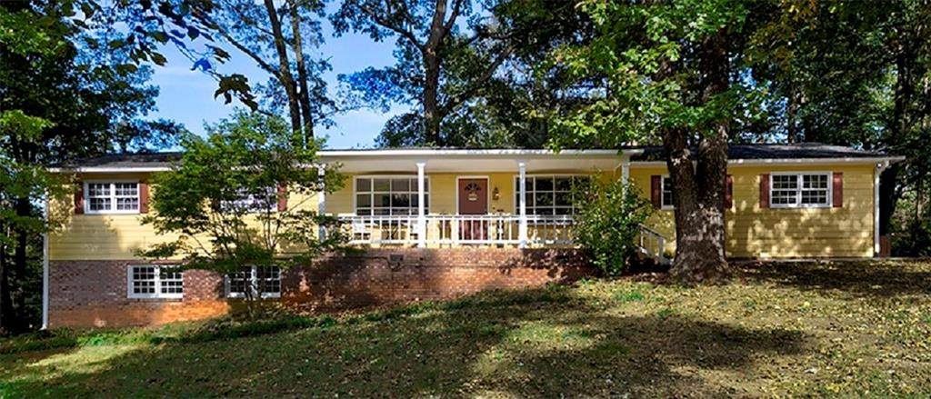 404 Katherine Lane - Photo 1