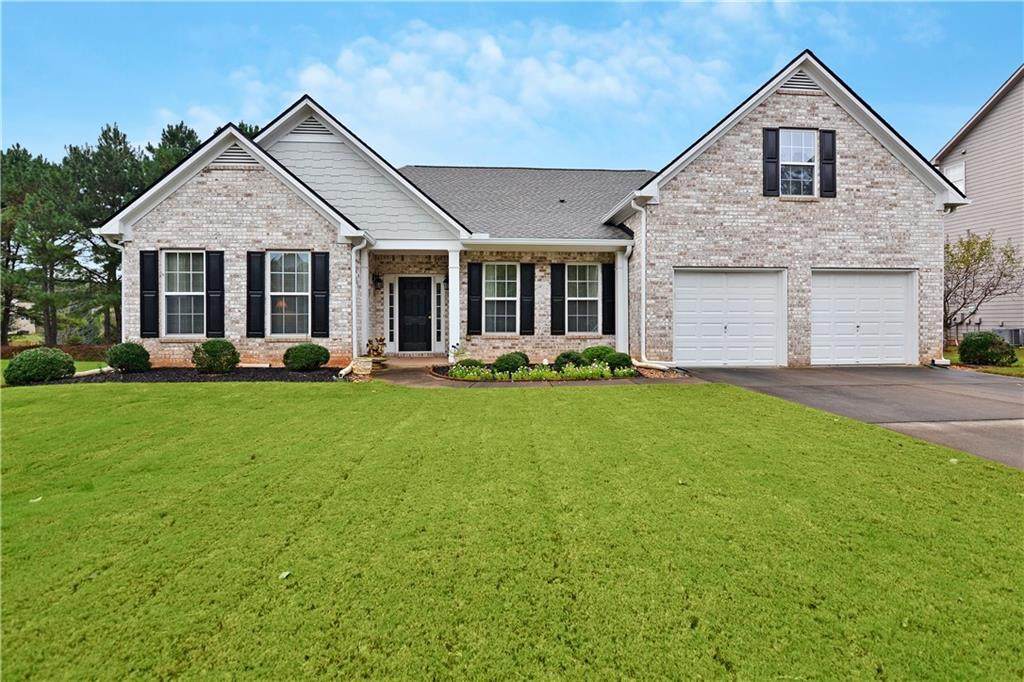1044 Forest Creek Drive - Photo 1