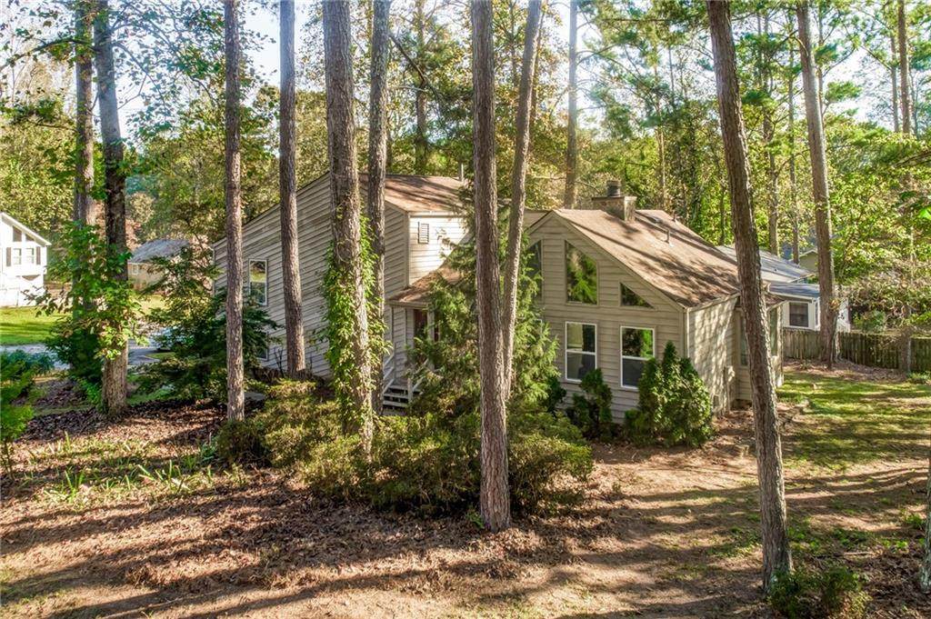 4060 Oak Ferry Drive - Photo 1