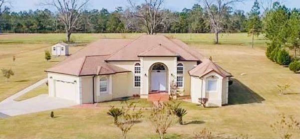 1117 Summerfield Drive - Photo 1