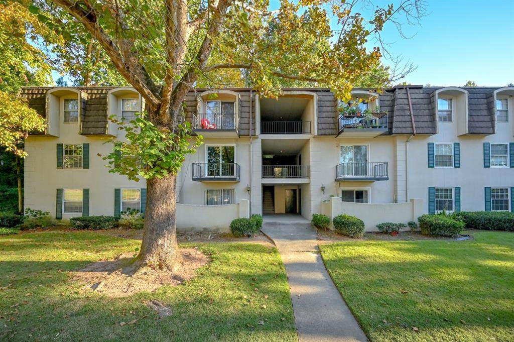 725 Dalrymple Road - Photo 1