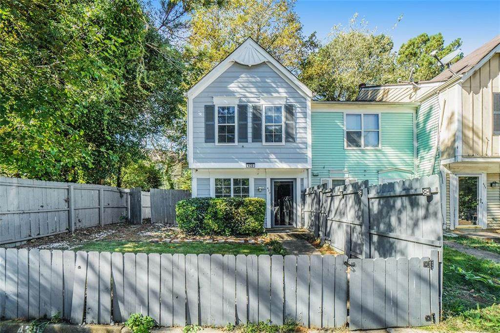 439 Saint Ives Square - Photo 1