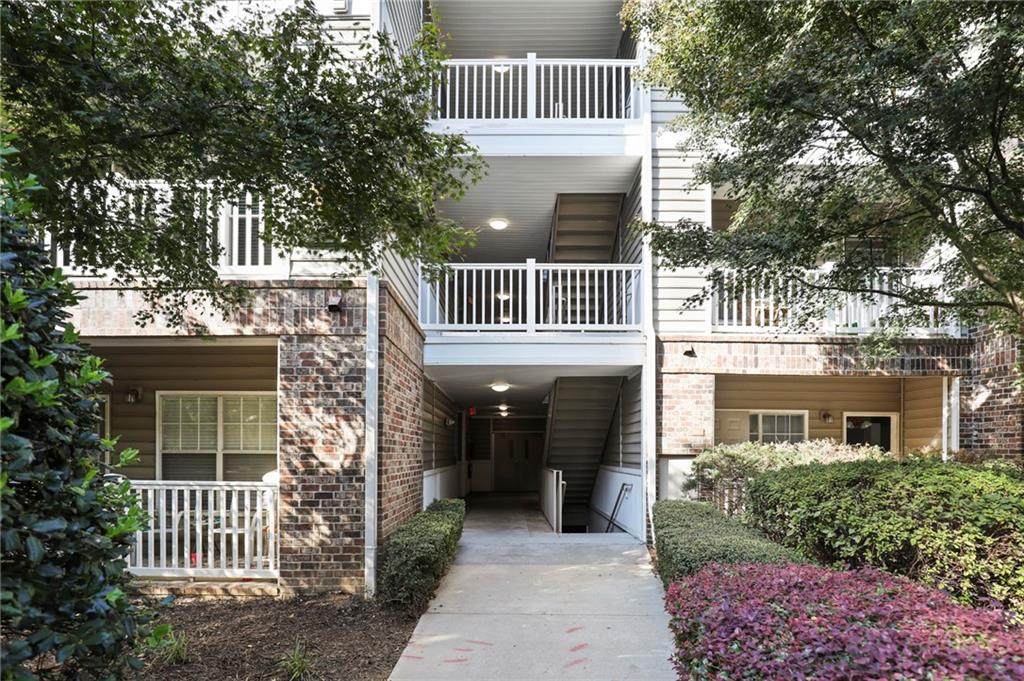 2700 Pine Tree Road - Photo 1