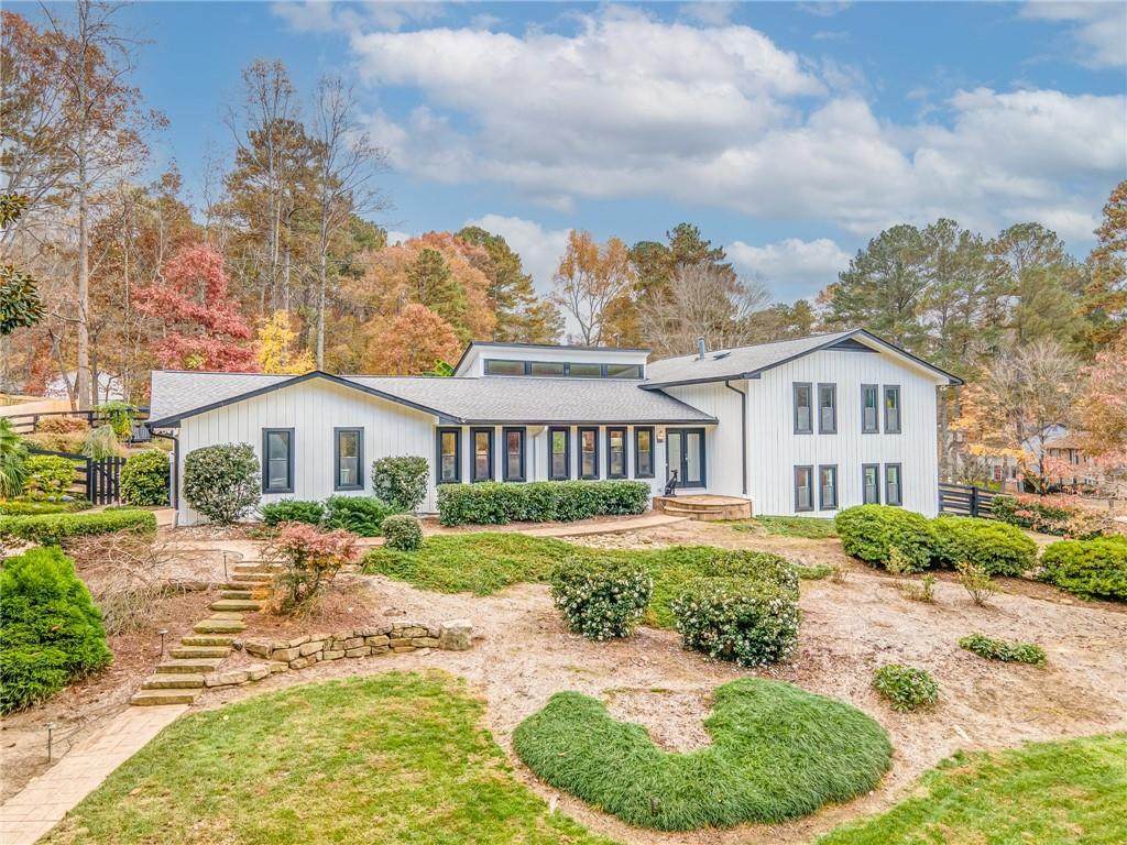 5404 Woodberry Circle - Photo 1