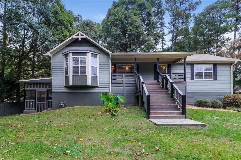 2252 Bayswater Drive - Photo 1