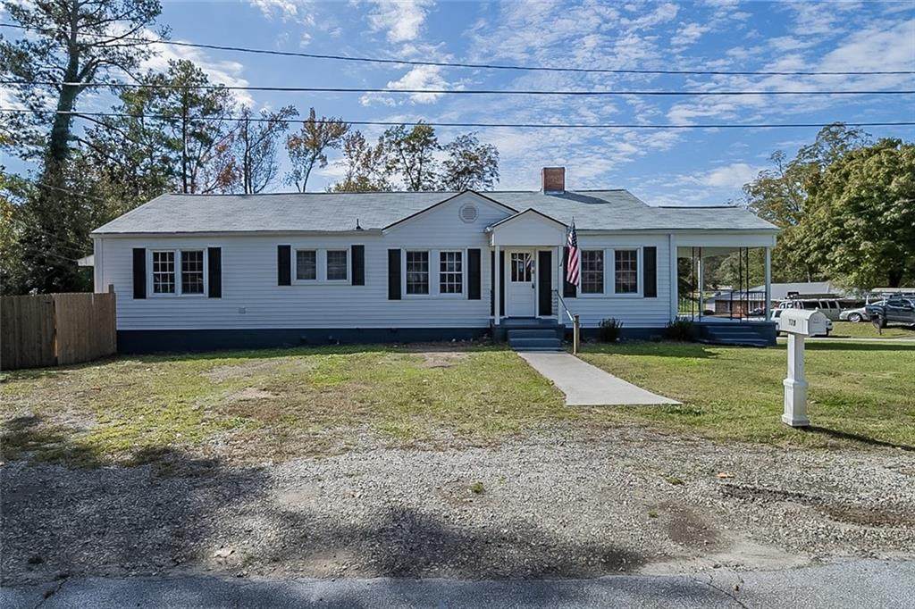 178 Green Street - Photo 1