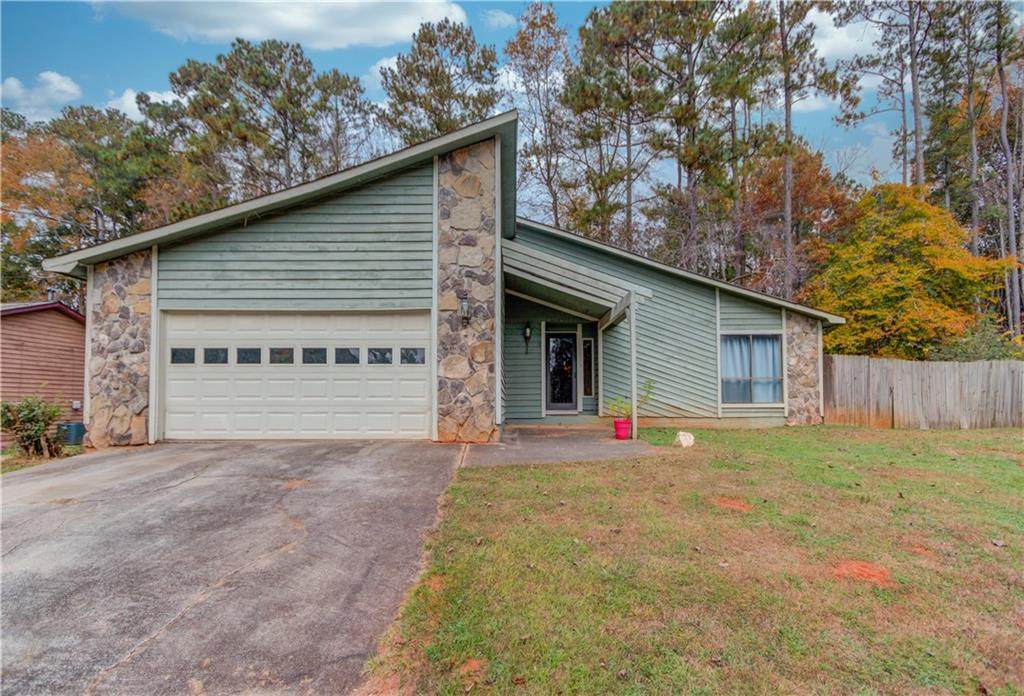 812 Steeple Chase Drive - Photo 1