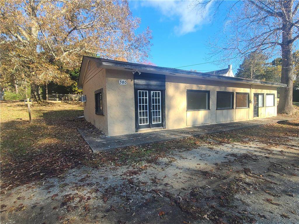 380 Buchanan Highway - Photo 1