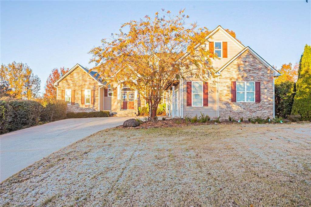33 Roberson Drive - Photo 1