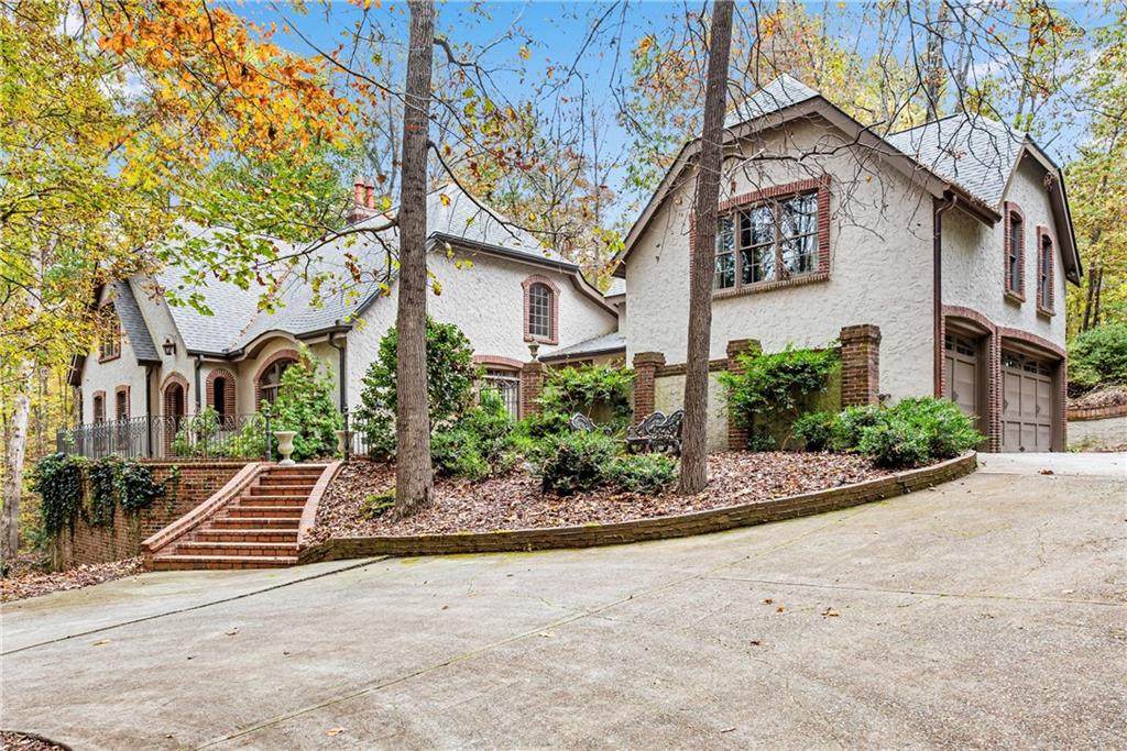 5121 Saddlebred Lane - Photo 1