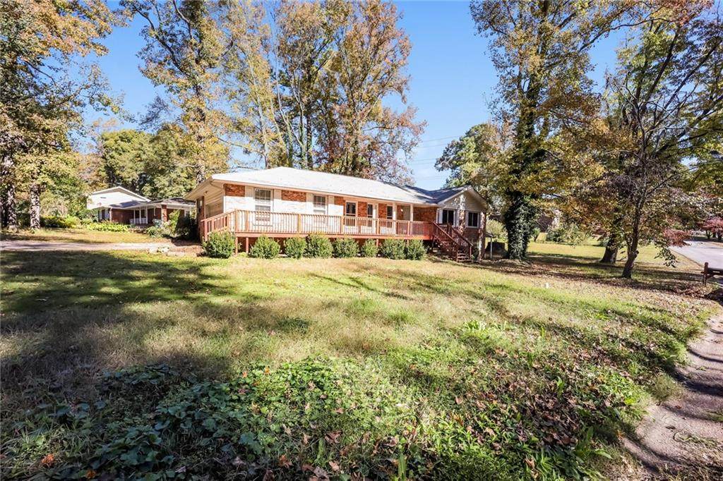 6639 Peacock Boulevard - Photo 1