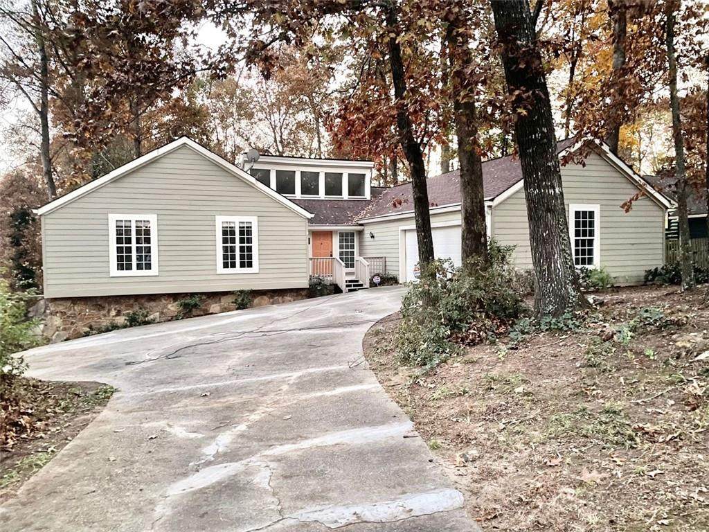 2220 Old Orchard Drive - Photo 1