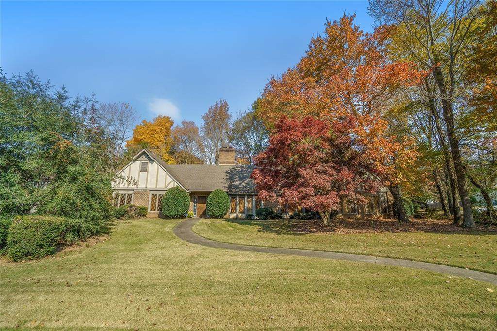 6316 Courtside Drive - Photo 1