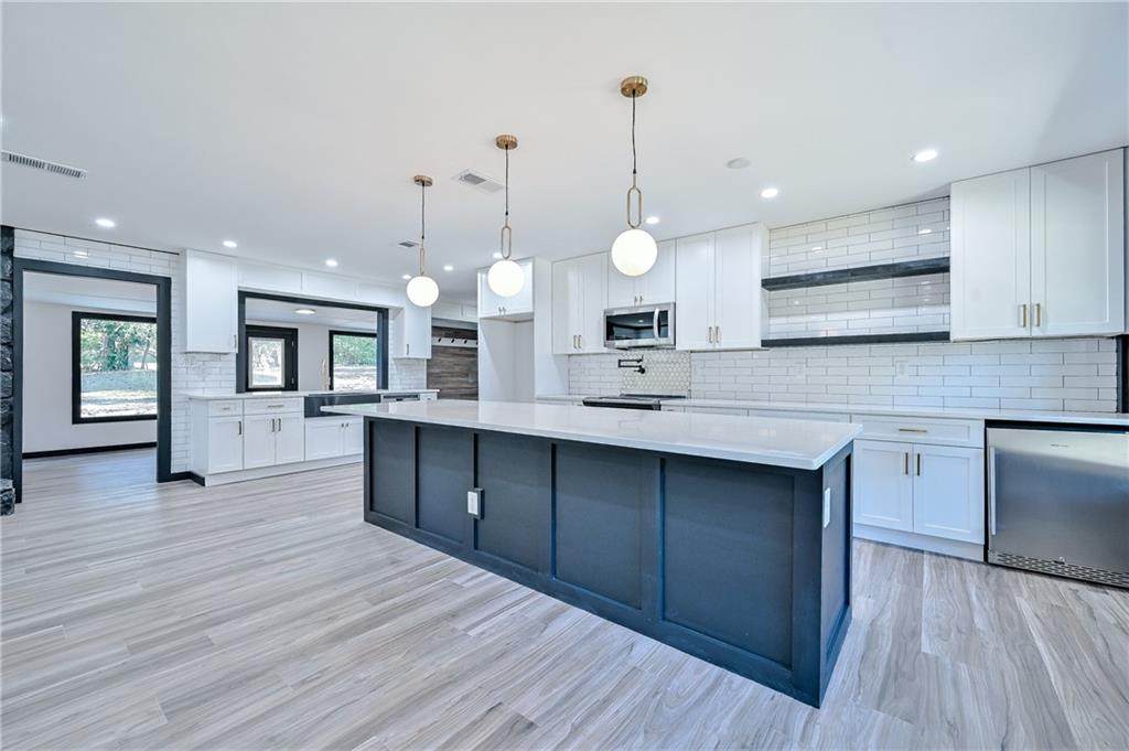 1775 Dunbarton Drive - Photo 1