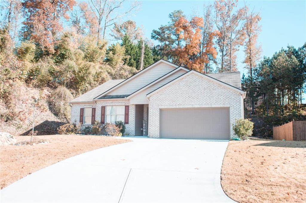 215 Hayes Park Drive - Photo 1