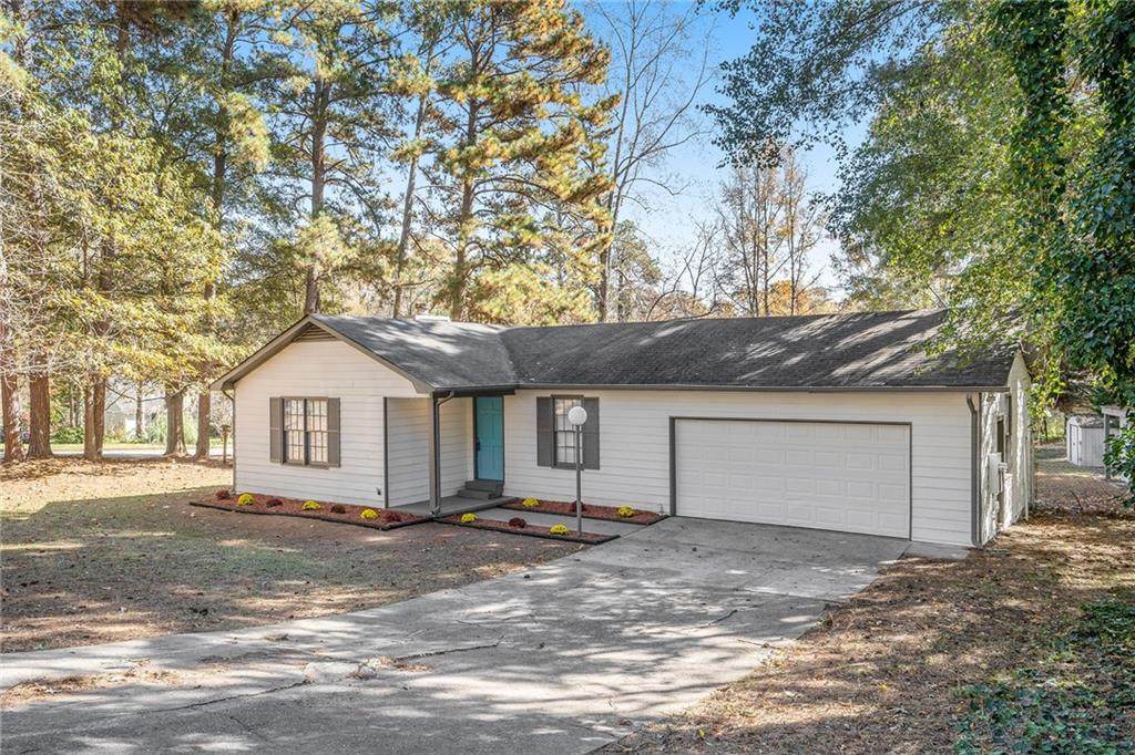 105 Lena Circle - Photo 1