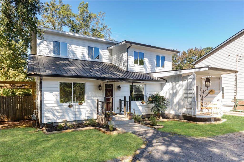 4498 Lawrenceville Highway - Photo 1