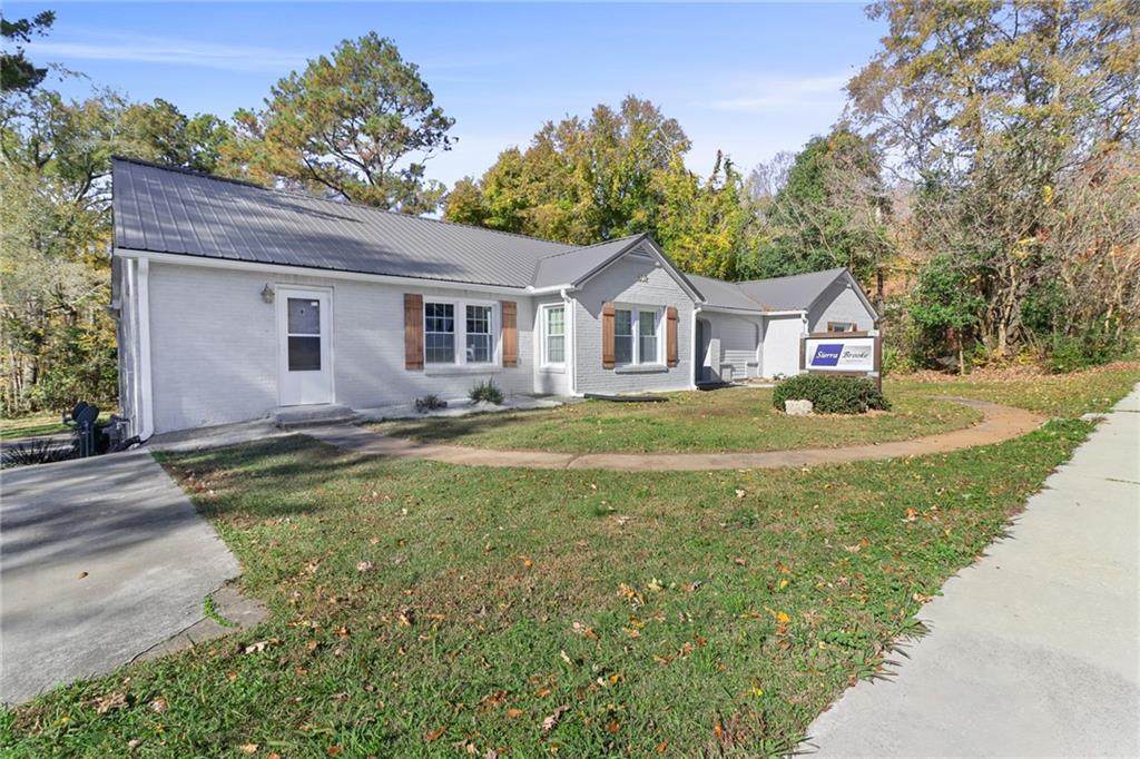 802 Park Street - Photo 1