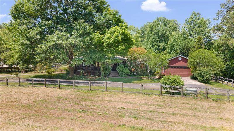 3535 Gravitt Road - Photo 1