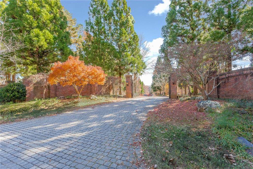1483 Jones Road - Photo 1